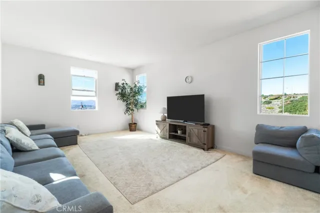 $6,999 | 18181 Outlook Canyon, Santa Clarita, CA 91351