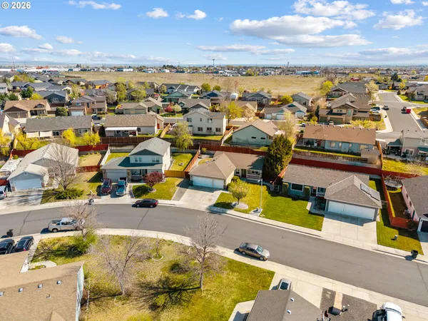 $349,950 | 2216 Northwest Eucalyptus Drive, Hermiston, OR 97838