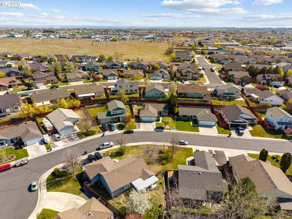 $349,950 | 2216 Northwest Eucalyptus Drive, Hermiston, OR 97838