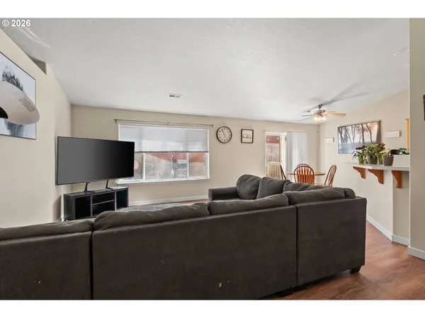 $349,950 | 2216 Northwest Eucalyptus Drive, Hermiston, OR 97838
