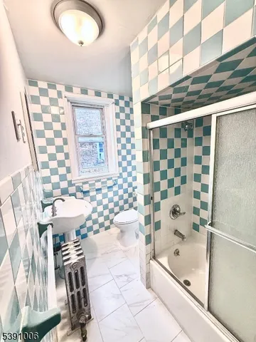 $2,400 | 129 Cherry Street, Elizabeth, NJ 07202