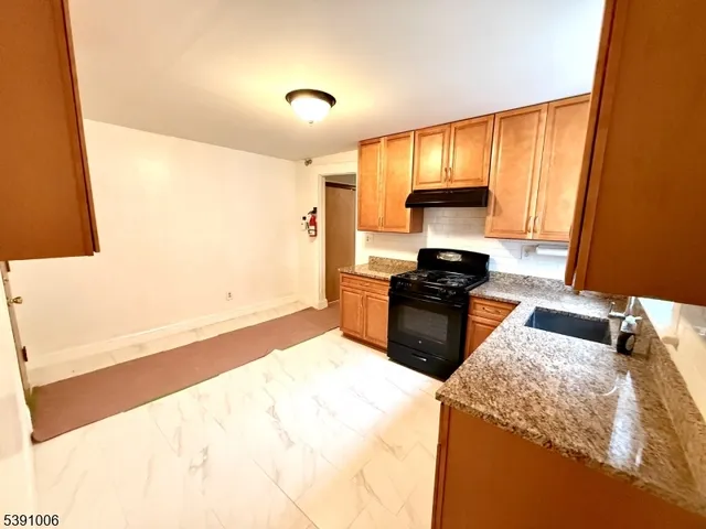 $2,400 | 129 Cherry Street, Elizabeth, NJ 07202