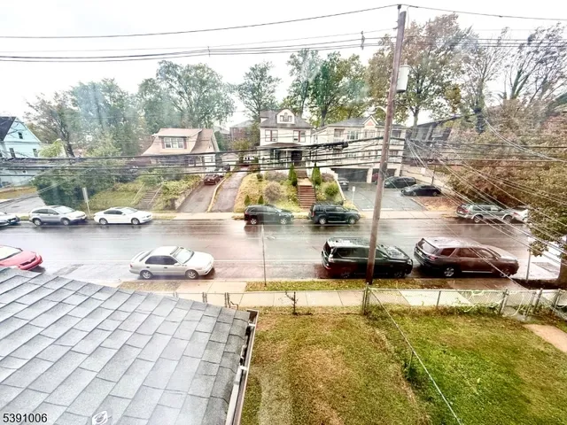 $2,400 | 129 Cherry Street, Elizabeth, NJ 07202