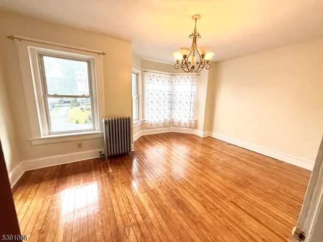 $2,400 | 129 Cherry Street, Elizabeth, NJ 07202