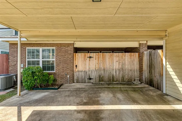 $1,775 | 831 Summercreek Drive, Lewisville, TX 75067