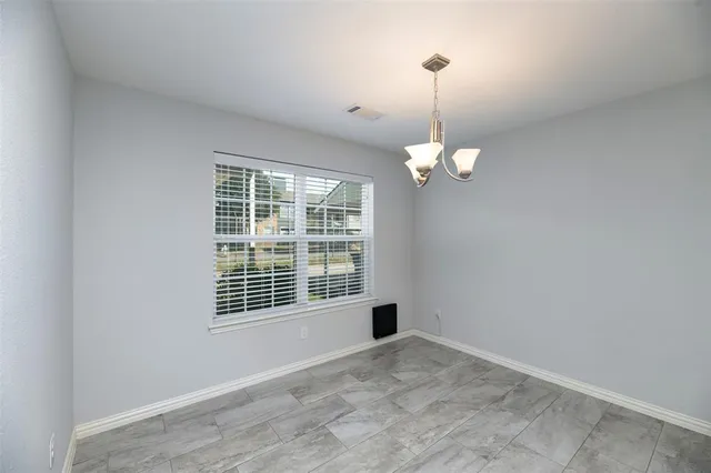 $1,775 | 831 Summercreek Drive, Lewisville, TX 75067