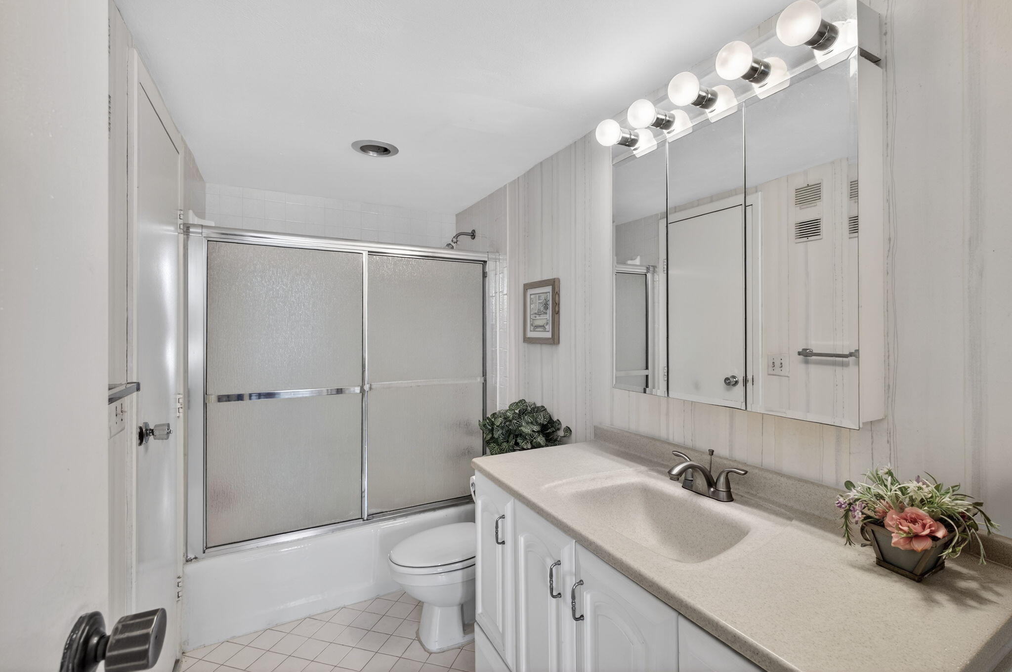 336 Golfview Road, Unit 207 North Palm Beach, FL 33408 - Photo 17 of 52 15-web-or-mls-5D1A0210