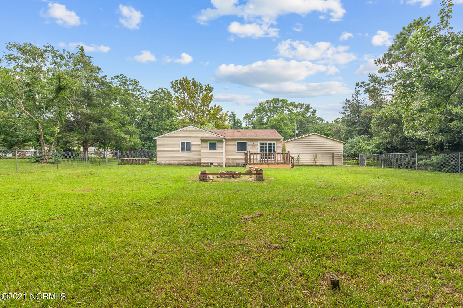 1121 North Bryan Road Jacksonville, NC 28546 - Photo 36 of 38 36