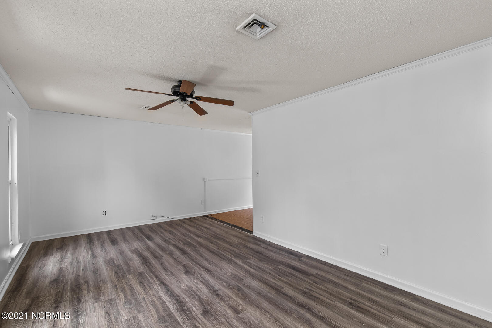 1121 North Bryan Road Jacksonville, NC 28546 - Photo 8 of 38 8