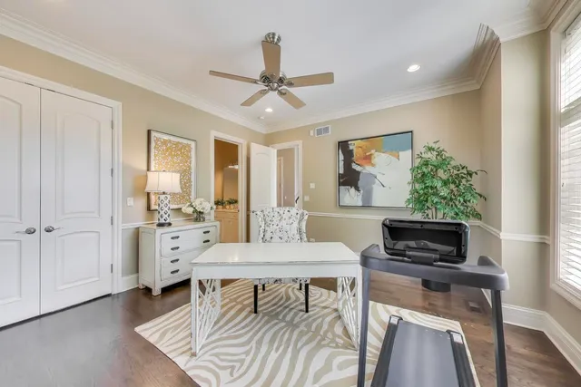 $2,999,000 | 19 Meadowview Road, Northfield, IL 60093