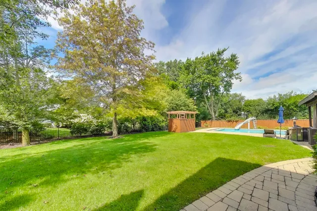 $2,999,000 | 19 Meadowview Road, Northfield, IL 60093