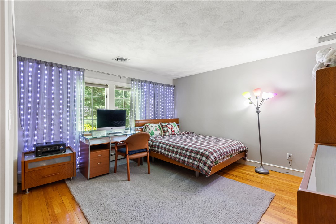 7 Kings Row Cumberland, RI 02864 - Photo 40 of 50