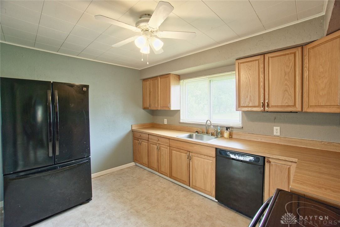 3913 Kemp Road Beavercreek, OH 45431 - Photo 8 of 27