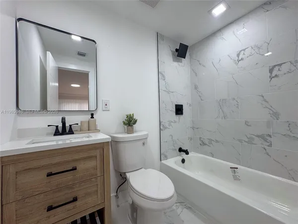 $530,000 | 15545 Arizona Road, Homestead, FL 33033