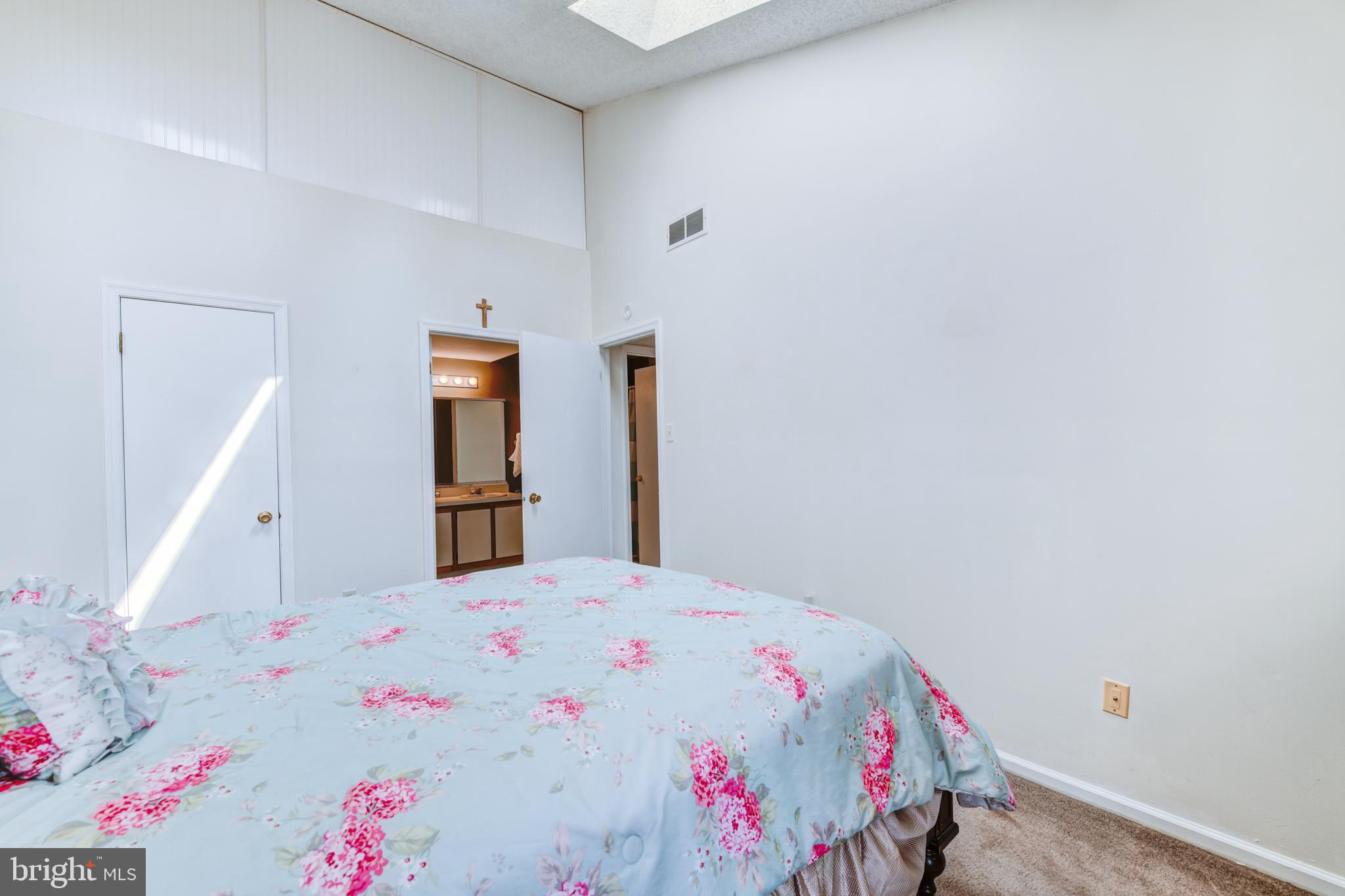 199 Devon Way Levittown, PA 19057 - Photo 12 of 16