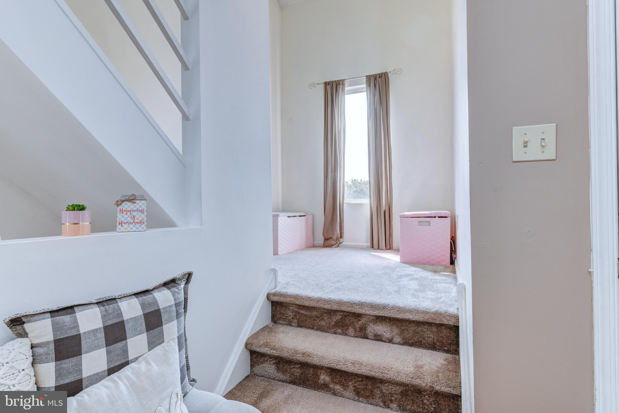 199 Devon Way Levittown, PA 19057 - Photo 10 of 16