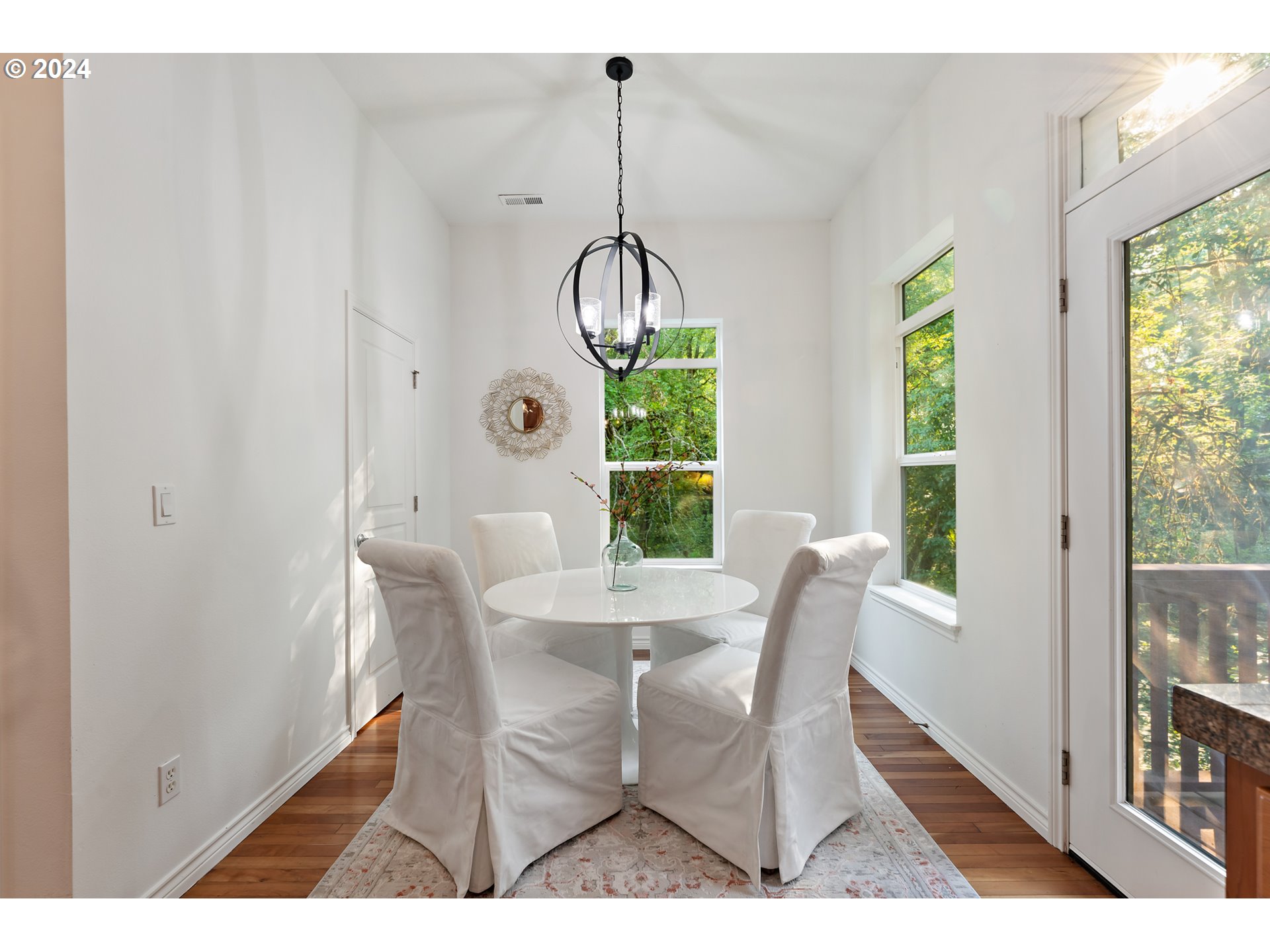 8414 Southwest Oleson Road Portland, OR 97223 - Photo 15 of 38 Dining Room