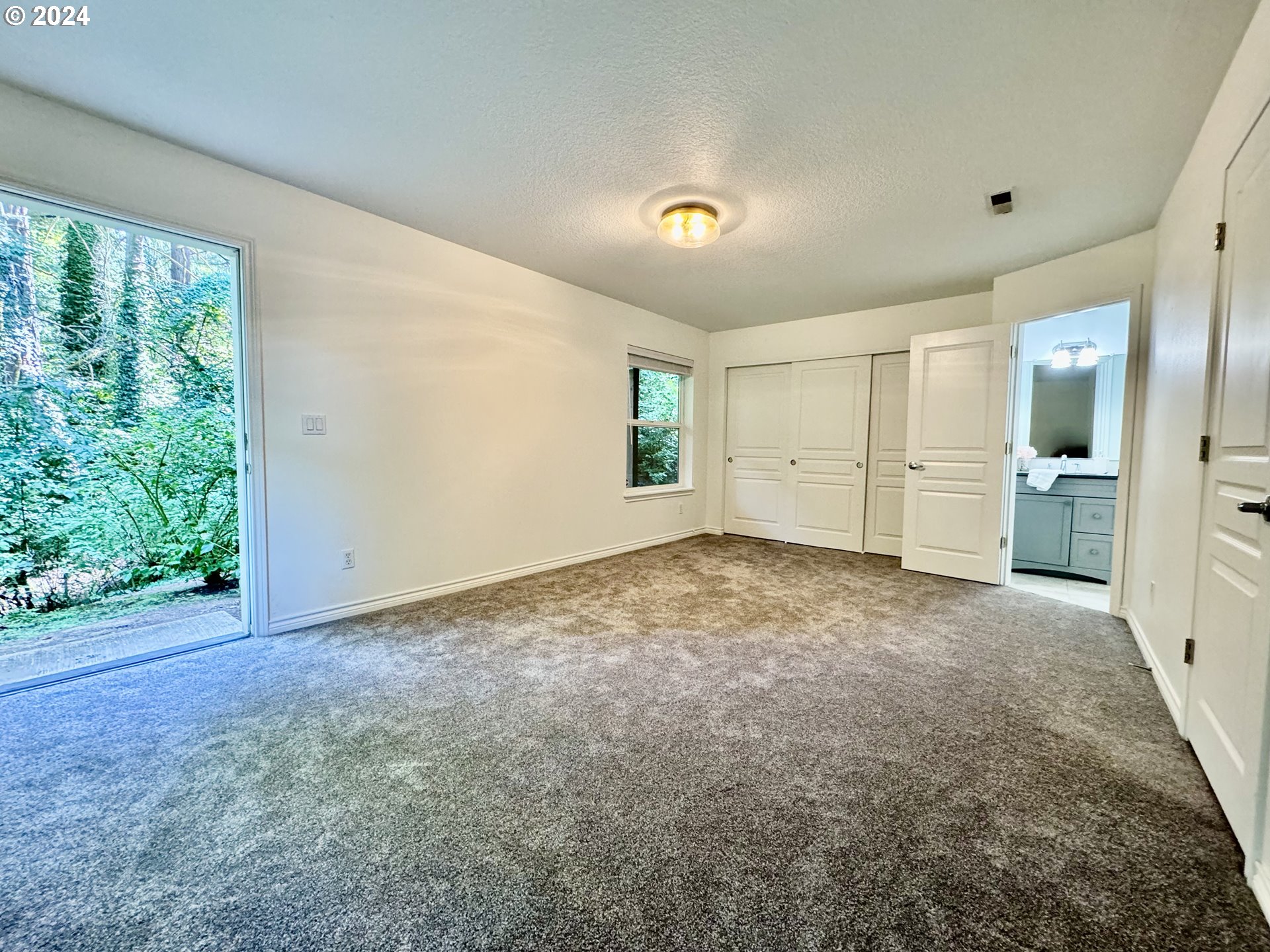 8414 Southwest Oleson Road Portland, OR 97223 - Photo 29 of 38 Bedroom