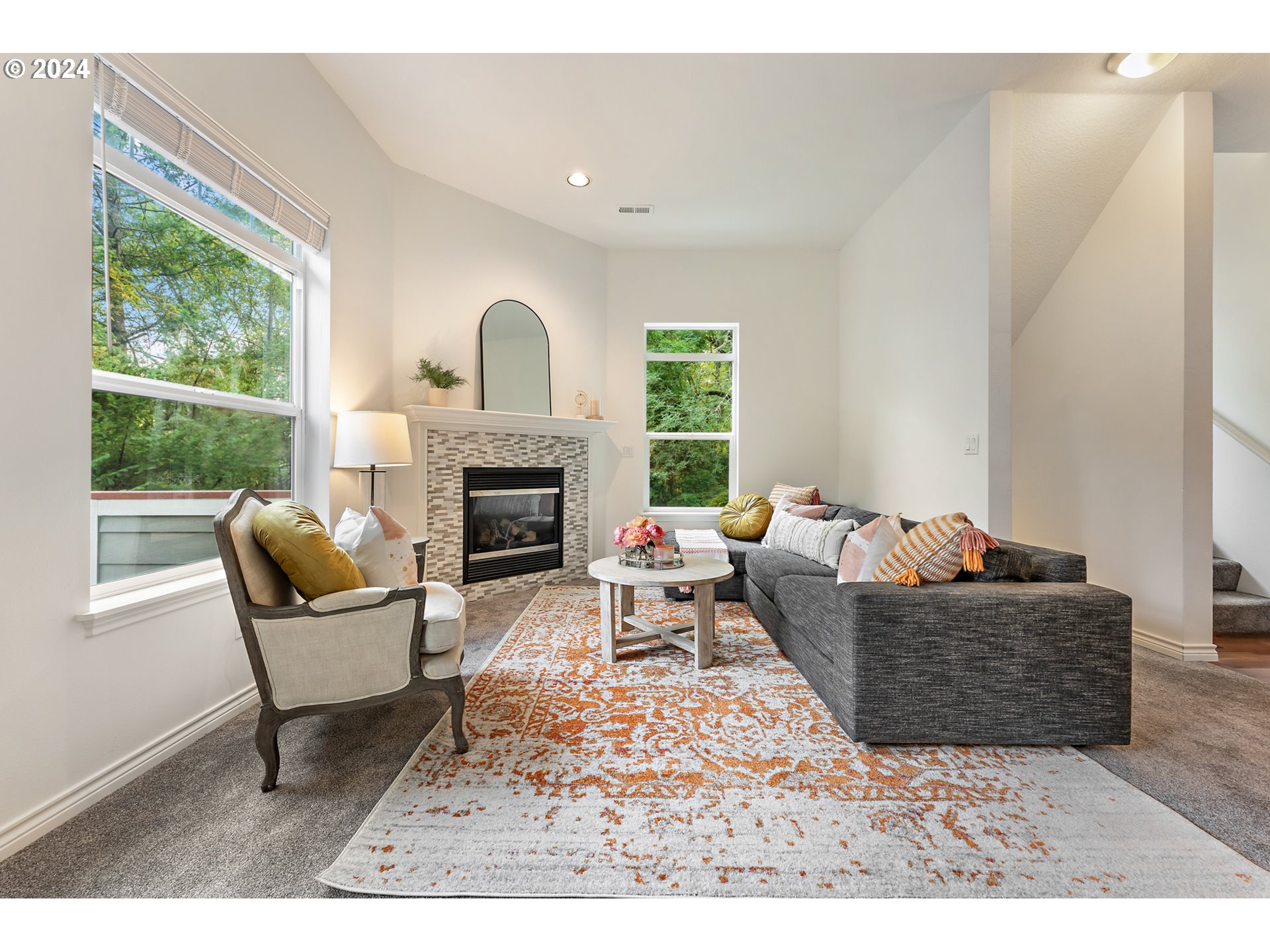 8414 Southwest Oleson Road Portland, OR 97223 - Photo 5 of 38 Living Room