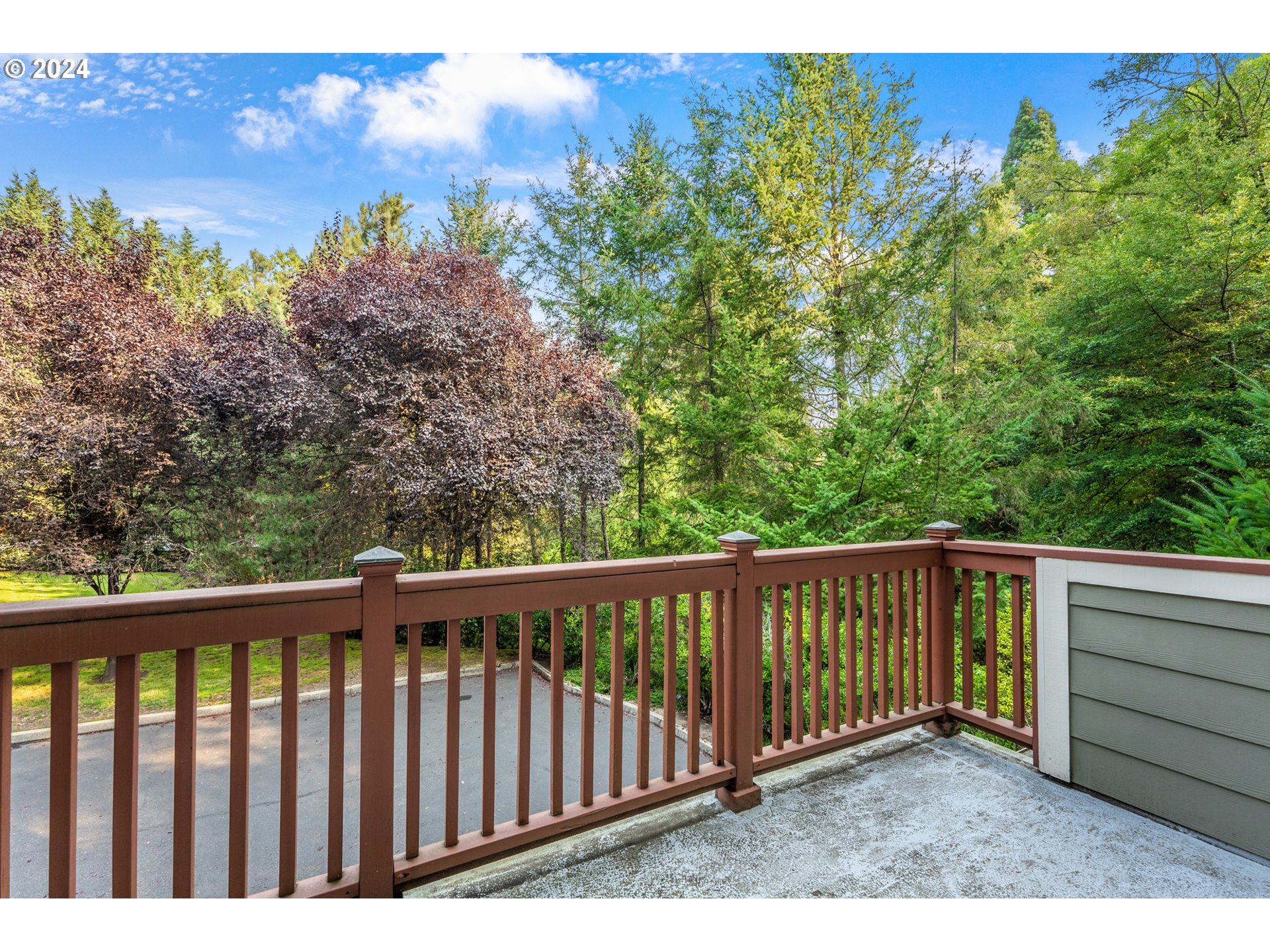 8414 Southwest Oleson Road Portland, OR 97223 - Photo 7 of 38 Balcony