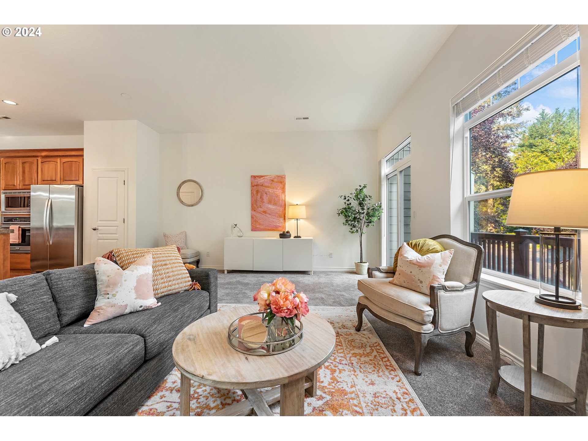 8414 Southwest Oleson Road Portland, OR 97223 - Photo 9 of 38 Living Room