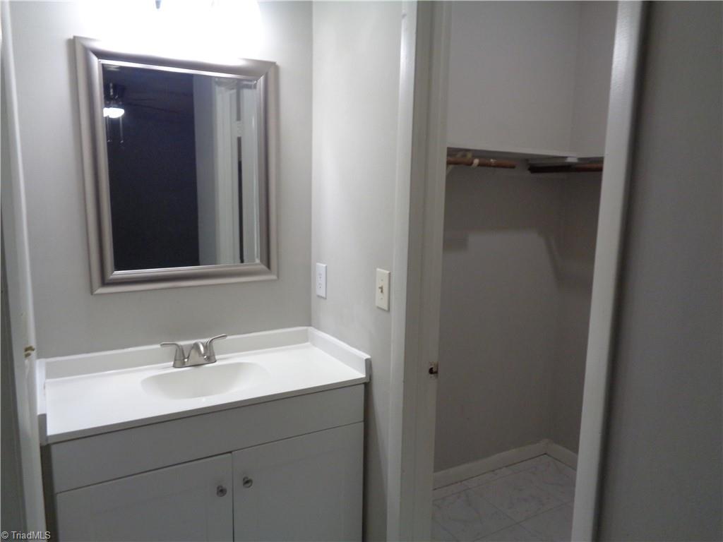 2634 Tantelon Place Winston-Salem, NC 27127 - Photo 15 of 19