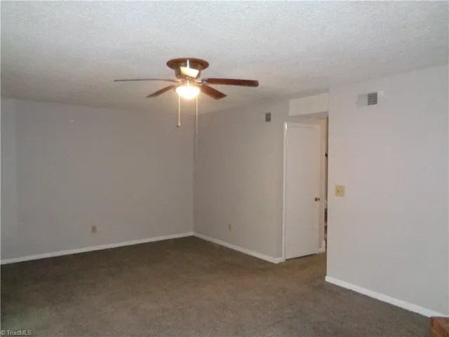 $1,495 | 2634 Tantelon Place, Winston-Salem, NC 27127