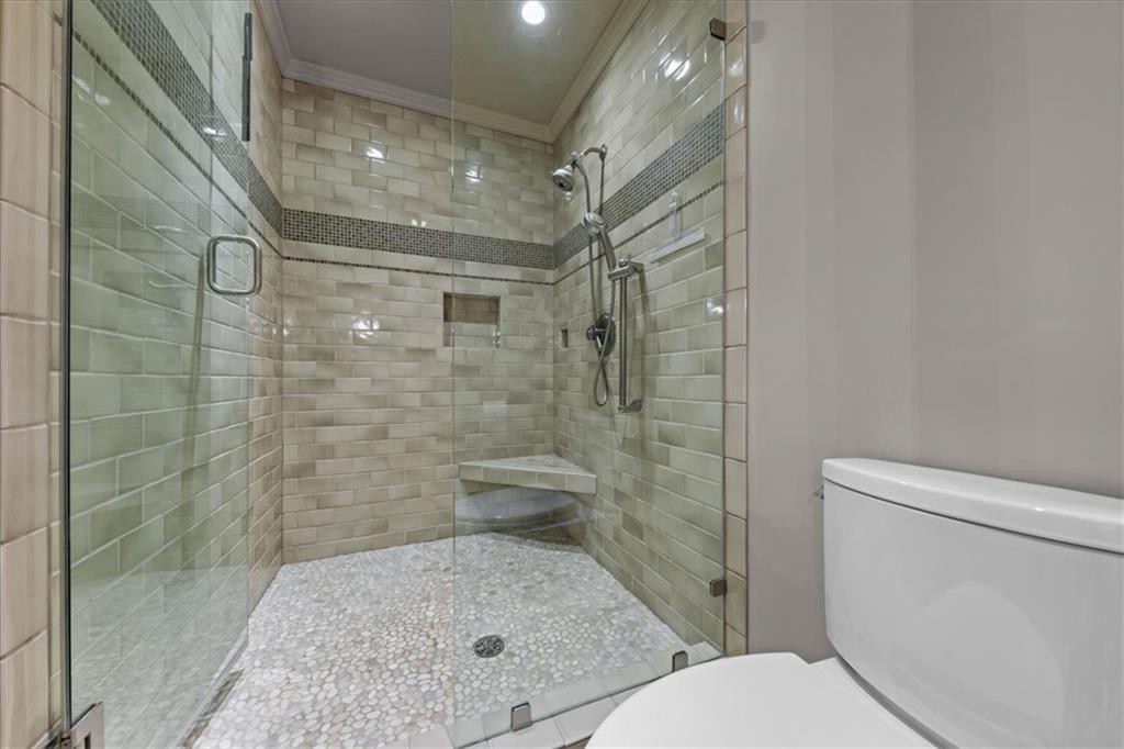12503 Overbrook Road Leawood, KS 66209 - Photo 18 of 33
