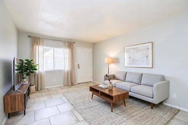 $1,099 | 208 South Doran, Unit 208, Mesa, AZ 85204
