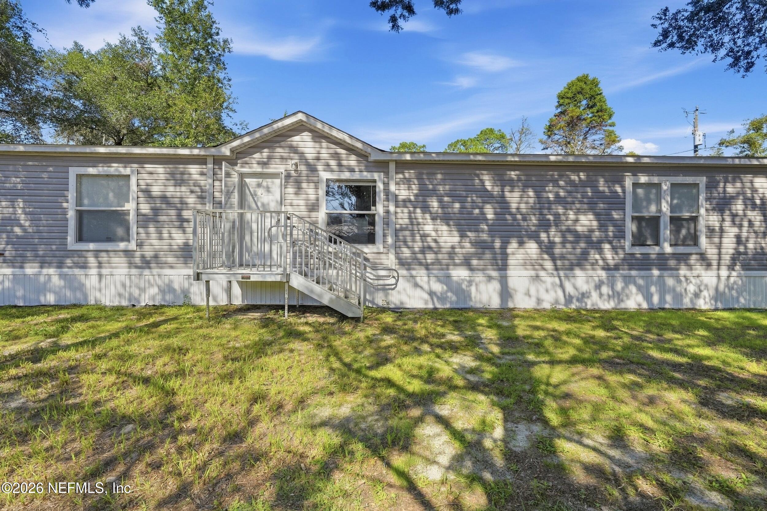 187 Lakeview Road Melrose, FL 32666 - Photo 2 of 32 10_dsc05089
