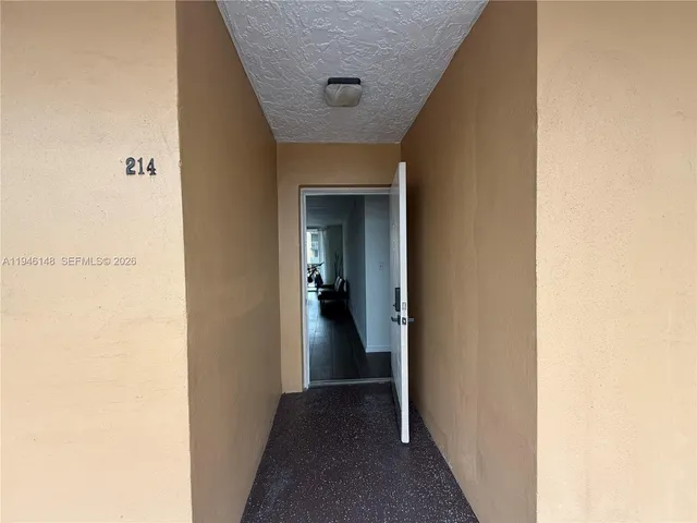 $165,000 | 4320 Washington Street, Unit 214, Hollywood, FL 33021