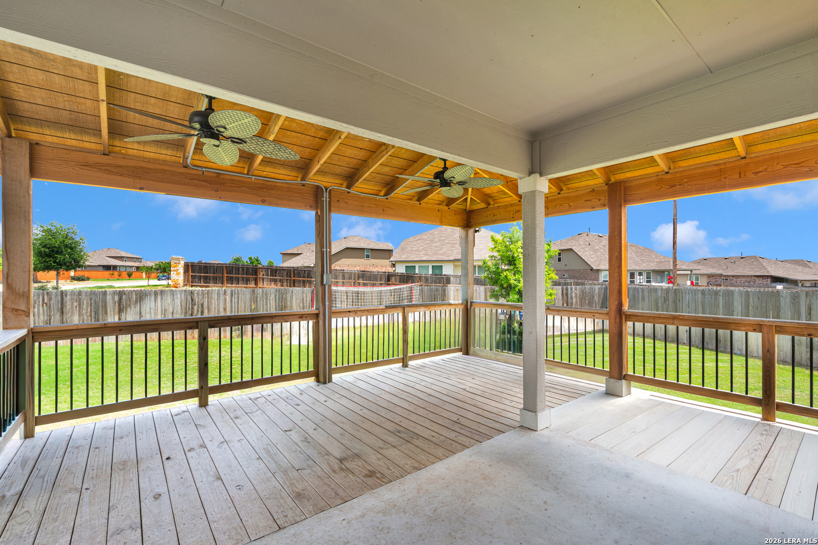 9570 Ranch Loop San Antonio, TX 78254 - Photo 17 of 20