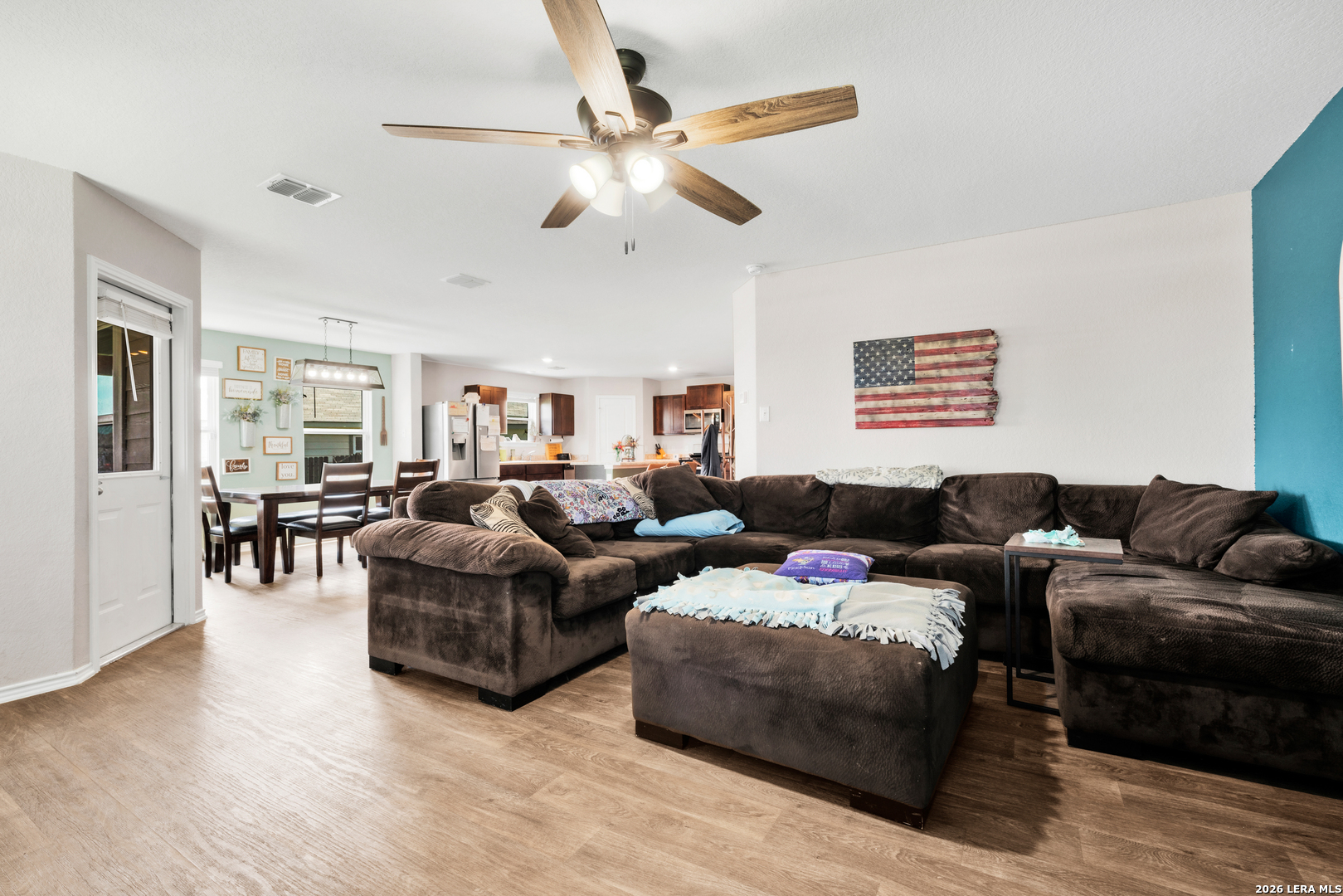 9570 Ranch Loop San Antonio, TX 78254 - Photo 6 of 20