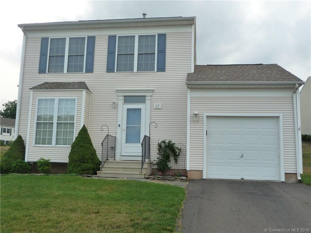 37 Heather Lane, Unit 37 Suffield, CT 06078 - Photo 1 of 1 a view of outdoor space yard and front view of a house