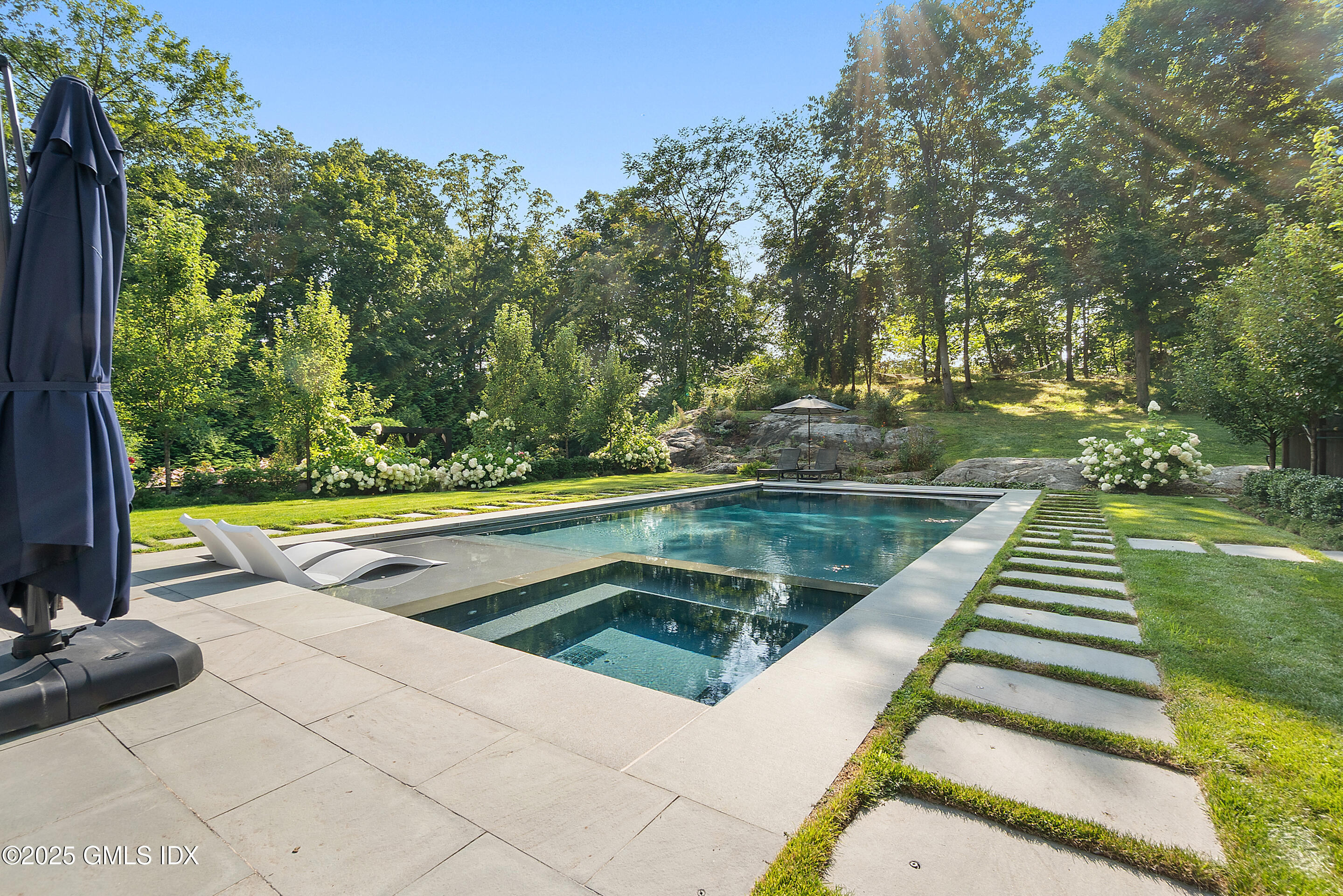 36 Alden Road Greenwich, CT 06831 - Photo 4 of 7 DSC03344_1