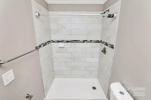 $1,480 | 2213 Kennesaw Drive, Charlotte, NC 28216