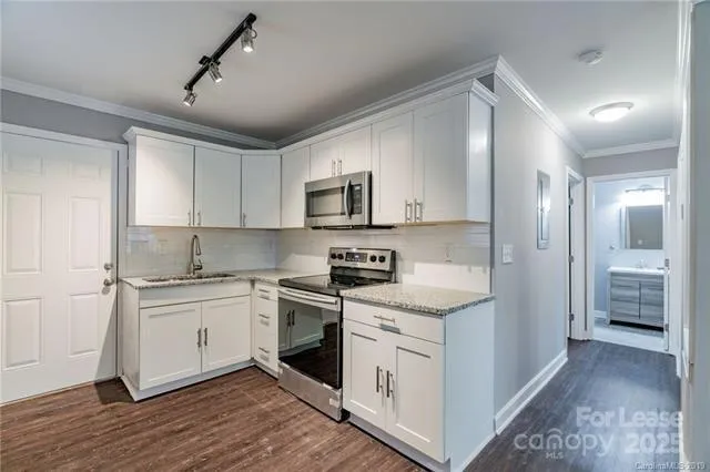 $1,480 | 2213 Kennesaw Drive, Charlotte, NC 28216