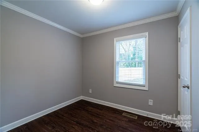 $1,480 | 2213 Kennesaw Drive, Charlotte, NC 28216