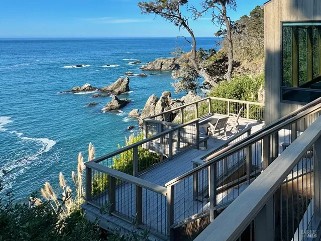 $2,975,000 | 33755 Yardarm Drive, The Sea Ranch, CA 95497