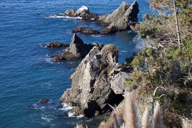 $2,975,000 | 33755 Yardarm Drive, The Sea Ranch, CA 95497