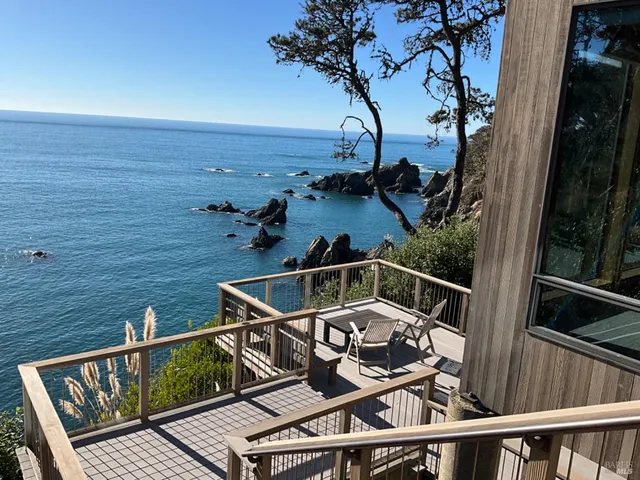 $2,975,000 | 33755 Yardarm Drive, The Sea Ranch, CA 95497