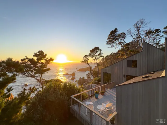 $2,975,000 | 33755 Yardarm Drive, The Sea Ranch, CA 95497