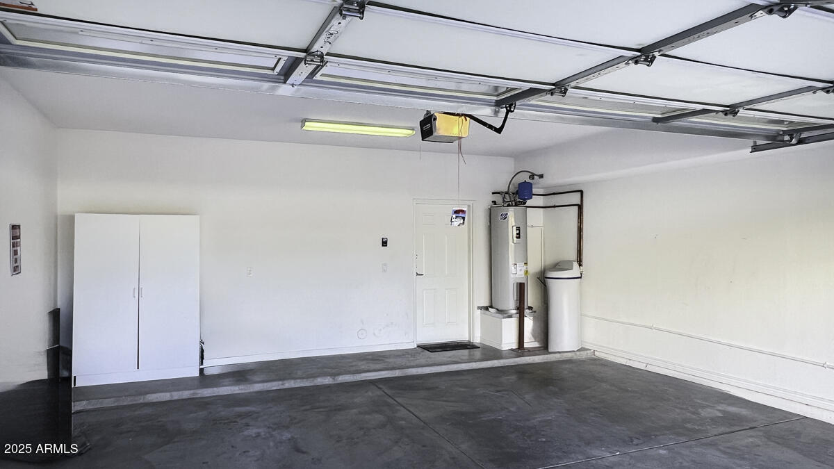 123 North Washington Street, Unit 22 Chandler, AZ 85225 - Photo 24 of 33 a view of a garage