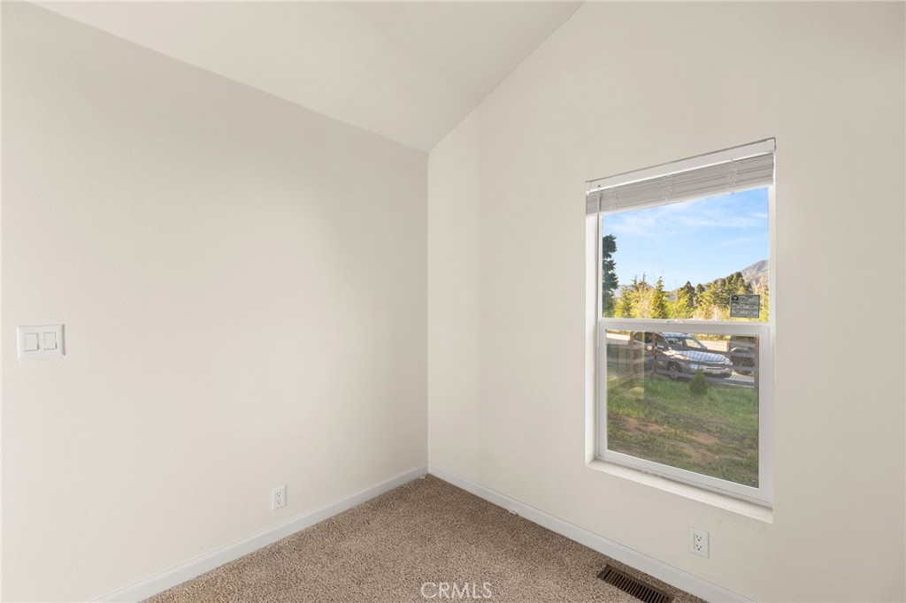 11821 Raspberry Lane Oak Glen, CA 92399 - Photo 41 of 49
