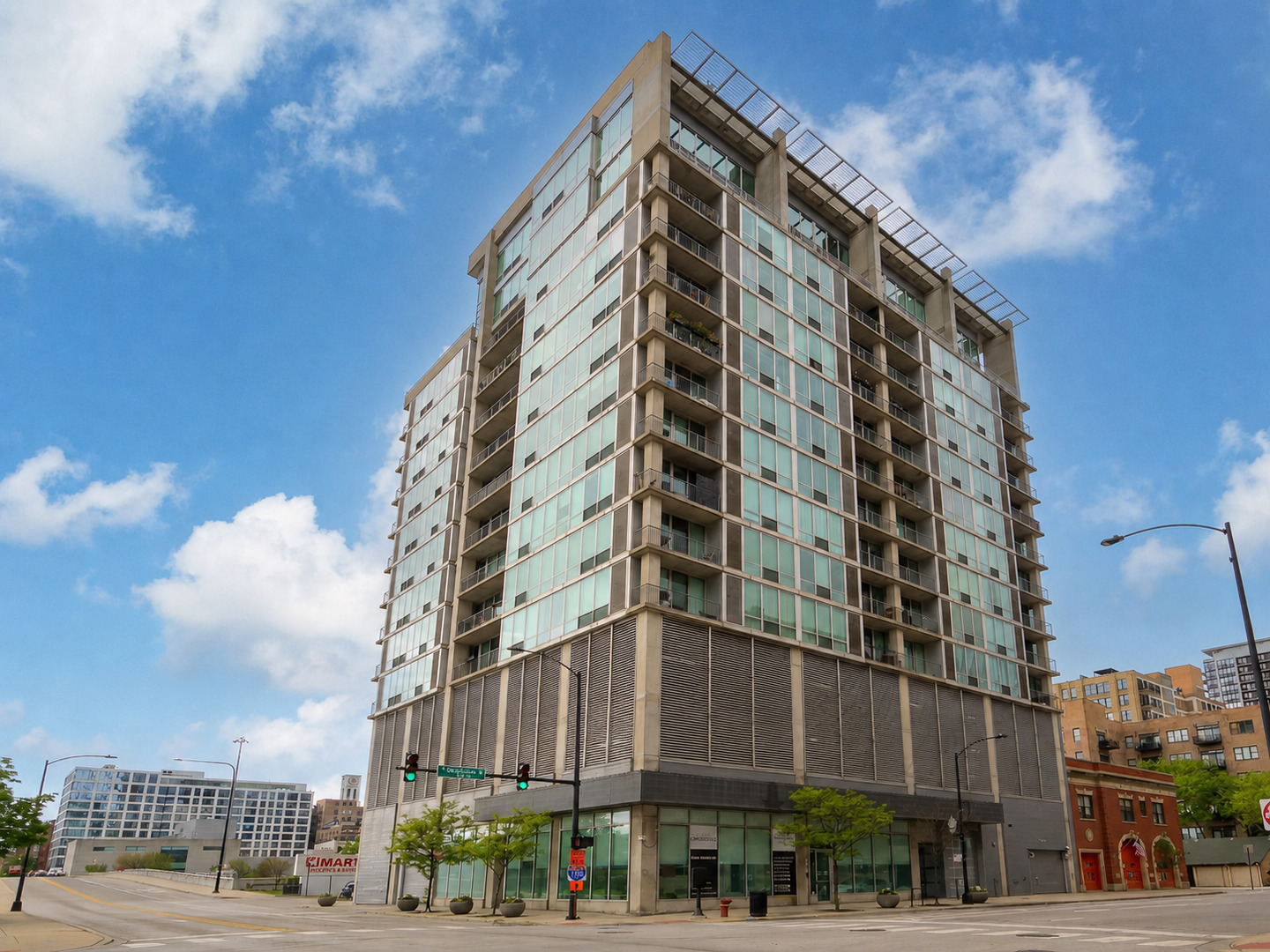 700 West Van Buren Street, Unit 1401 Chicago, IL 60607 - Photo 1 of 3