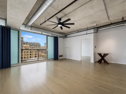 $375,000 | 700 West Van Buren Street, Unit 1401, Chicago, IL 60607