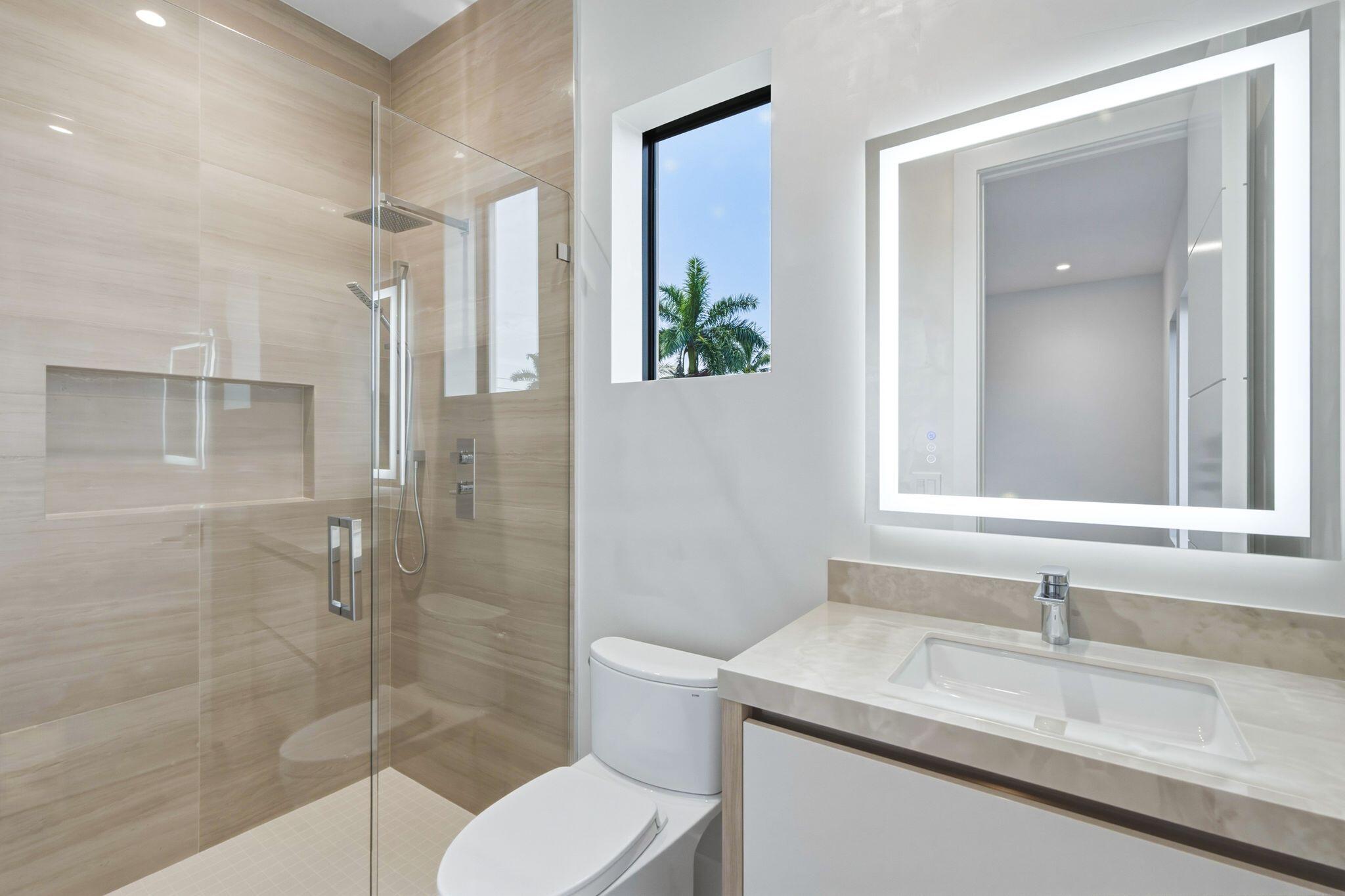 1300 Northeast 4th Court Boca Raton, FL 33432 - Photo 31 of 37 1300 NE 4th Ct Boca Raton FL 81