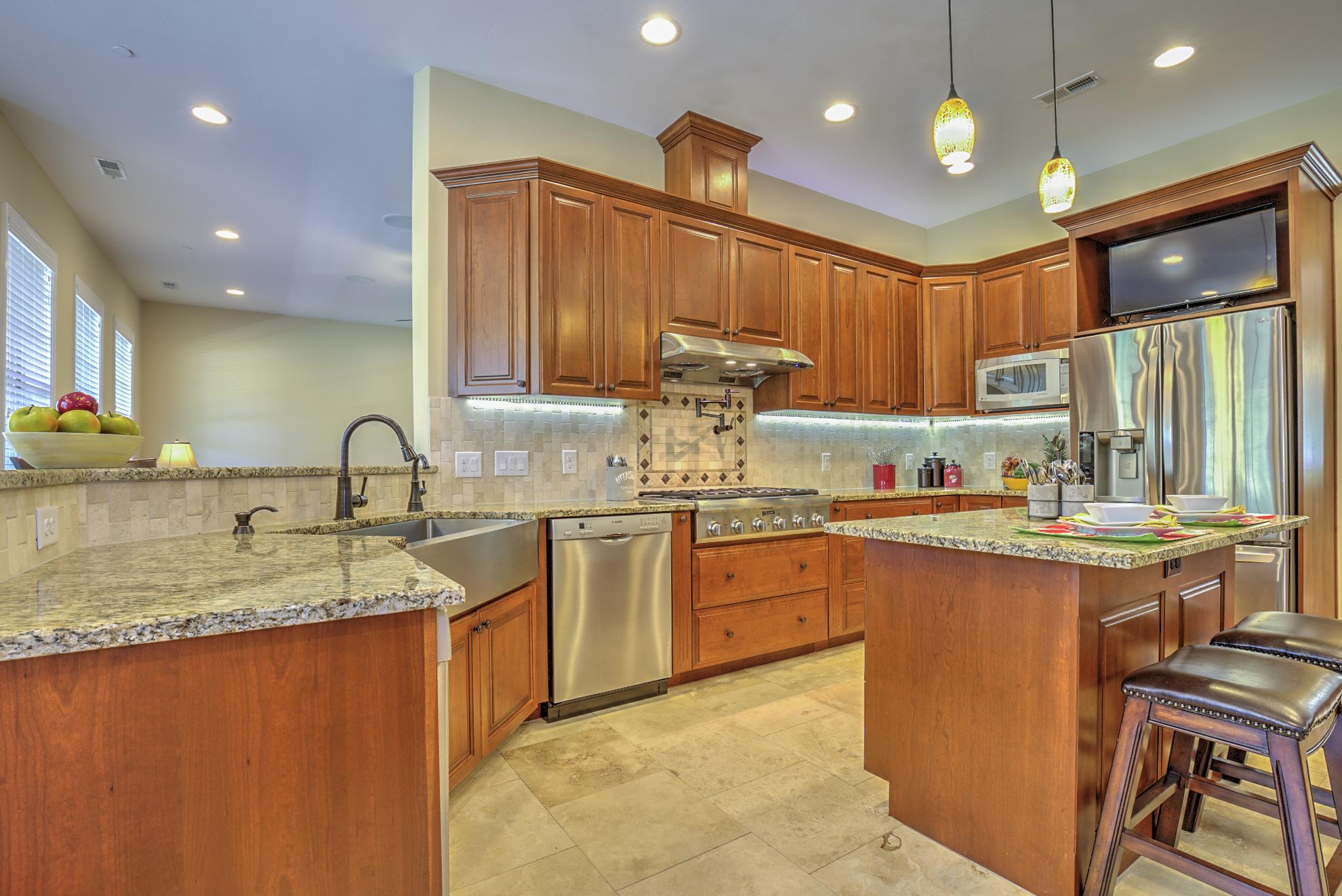 1050 Kessler Mill Road Salem, VA 24153 - Photo 6 of 34 Kitchen