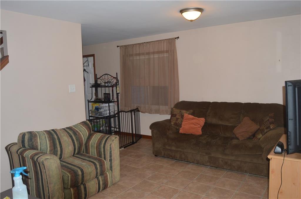 1220 Ridgeway Avenue Aliquippa, PA 15001 - Photo 8 of 19 Gallery Image 8