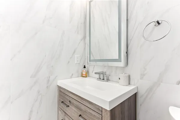 $1,750,000 | 11 Weeping Birches Lane, Thornton, NH 03285